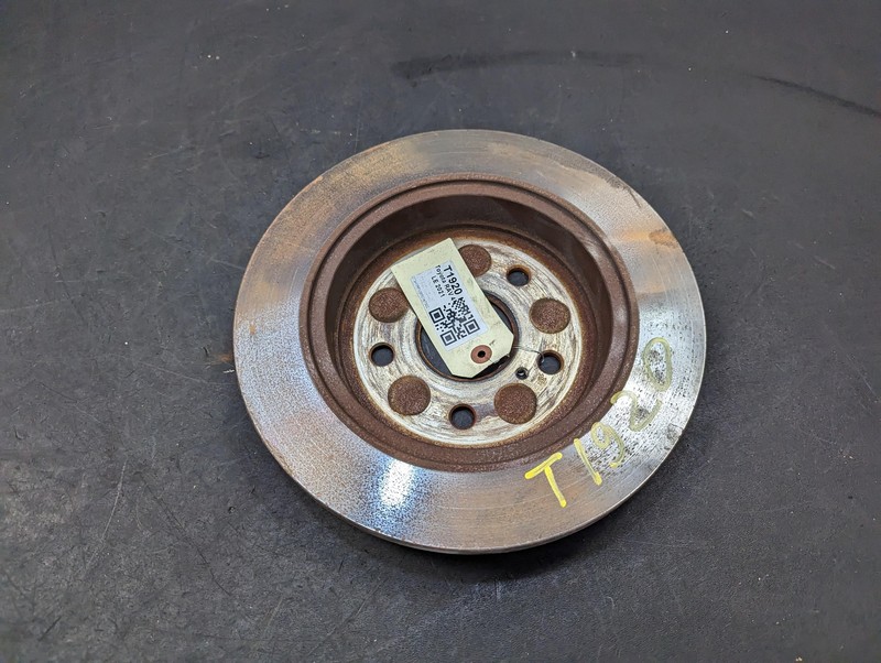 Rear Left Brake Rotor Disc 2021 Toyota RAV4 42431-06180 2019 2020 2022
