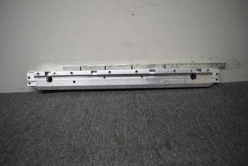 2018 RANGE ROVER EVOQUE REINFORCEMENT BAR SUPPORT FACTORY OEM