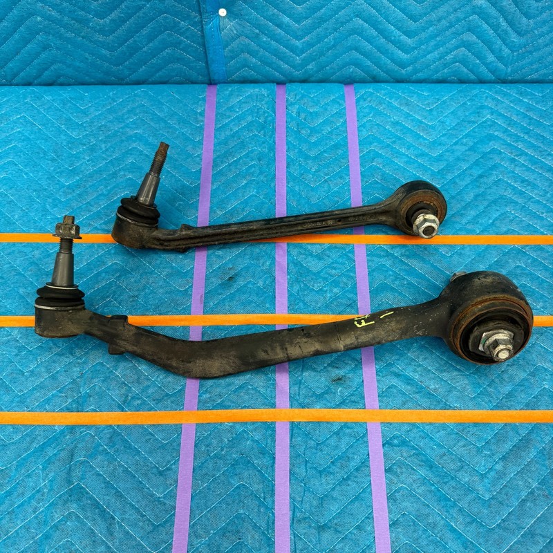 2010–2015 Chevrolet Camaro LS Front Passenger Lower Control Arms RWD 112K OEM