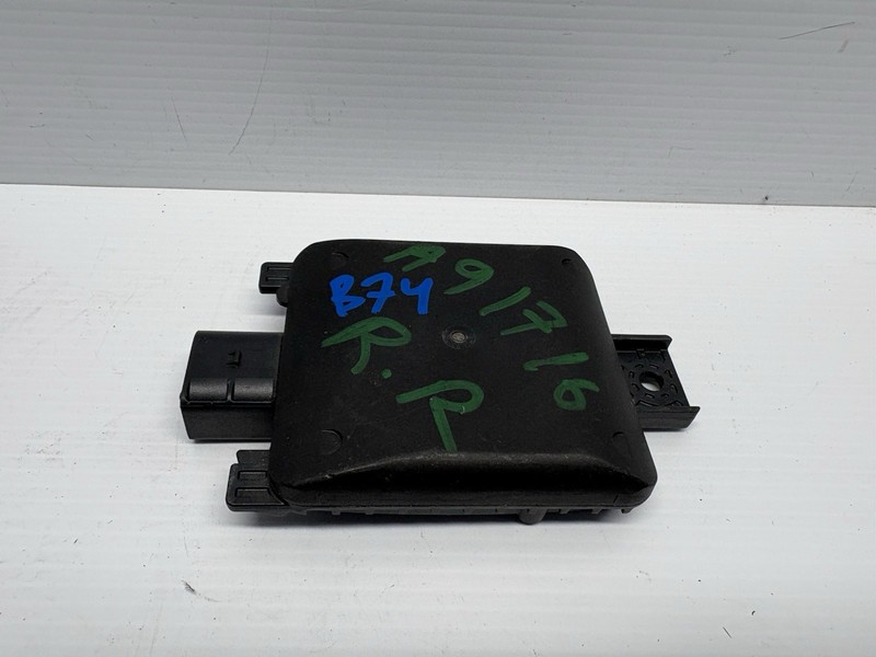 2016 - 2023 Volkswagen Tiguan Blind Spot RH Sensor Radar Module 2Q0907686B