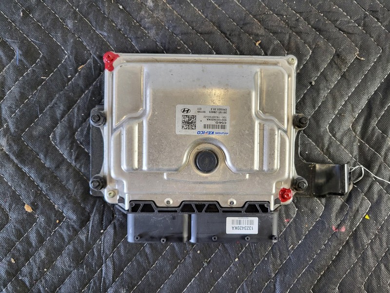 Used Oem Hyundai ECM ECU Engine Control Module Unit 1.6L AWD for 2021 Kona