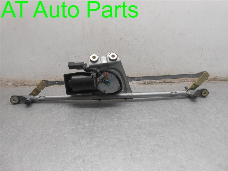 02-07 JEEP LIBERTY DRIVER LHD WINDSHIELD WIPER MOTOR WITH LINKAGE OEM 55155895AA