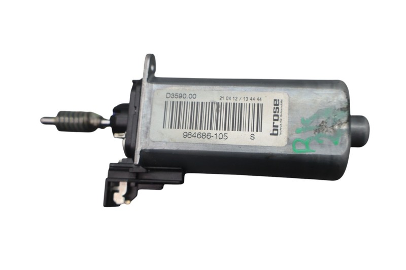 11-18 Porsche Cayenne 958 Front Right Side Seat Adjustment Motor 984686105 OEM