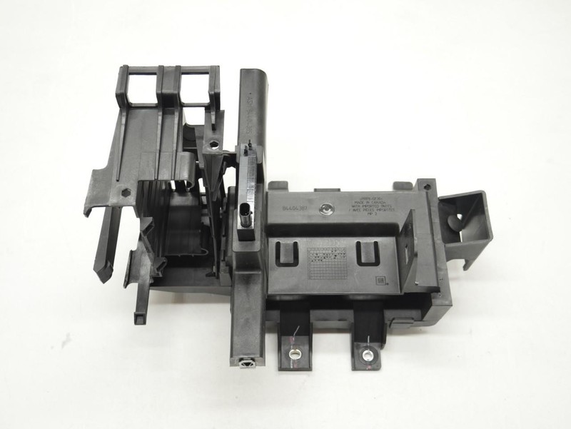 2018-2021 BUICK ENCLAVE (BCM) BODY CONTROL MODULE MOUNT BRACKET OEM
