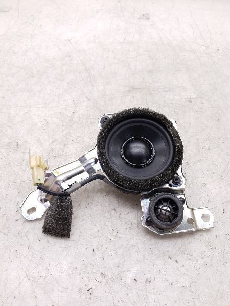17 TOYOTA TACOMA REAR PASSENGER RIGHT DOOR SPEAKER MARK LEVINSON 26107-F0161