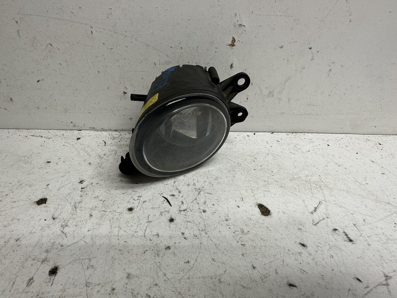 2005-2007 Volvo S40 Left Front Driver Foglamp Foglight Fog Lamp Light LH