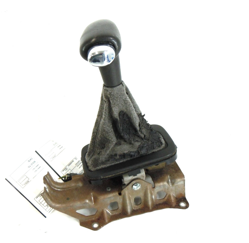 2002 02 Saturn L-Series LW200 Automatic Transmission Floor Shifter OEM