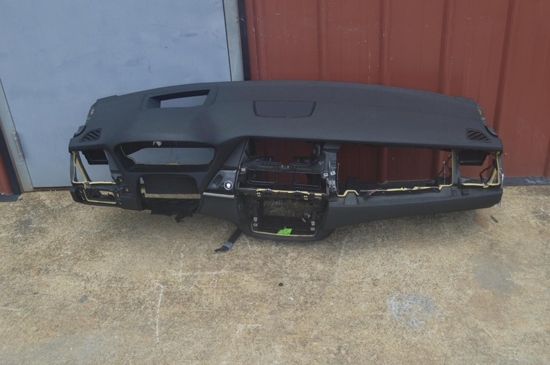 2010-2013 BMW X5M INSTRUMENT PANEL DASH DASHBOARD COVER BLACK OEM