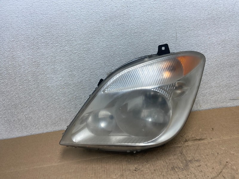 2007 to 2013 Mercedes Sprinter Headlight Left Driver Side Halogen Oem Y9171 DW