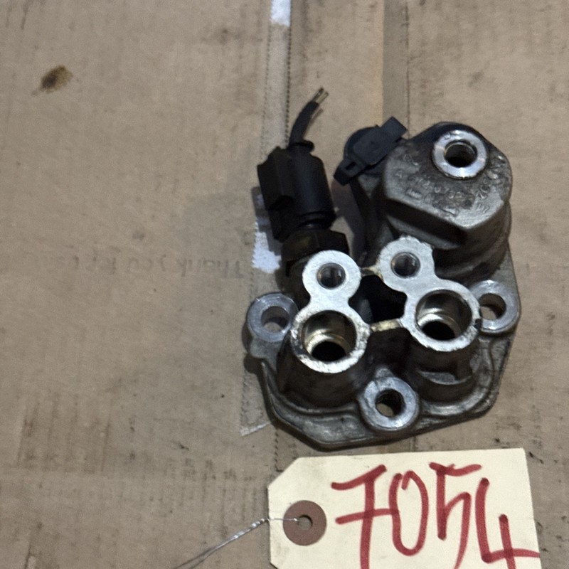 Detroit Diesel Genuine High Pressure Fuel Pump Sealing Flange A4720702617