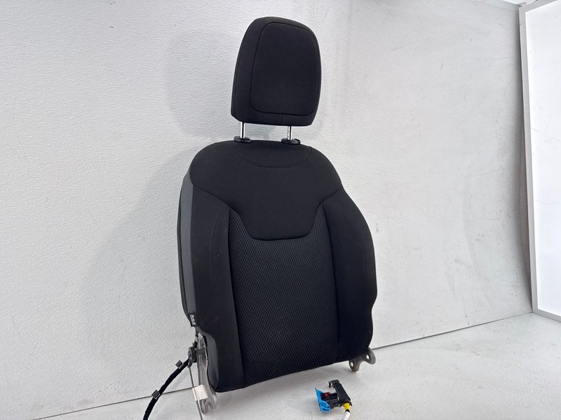 16-23 Jeep Renegade Sport 2.4L Front Right Side Seat Backrest Upper Cushion OEM