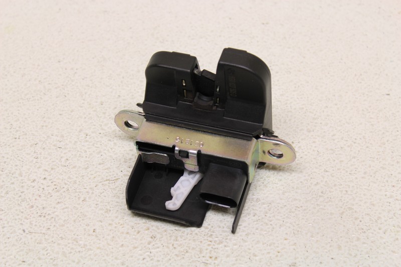 MK7 VW Golf Alltrack Trunk Lock Tailgate Liftgate Lock Sportwagen Oem 2015-2019