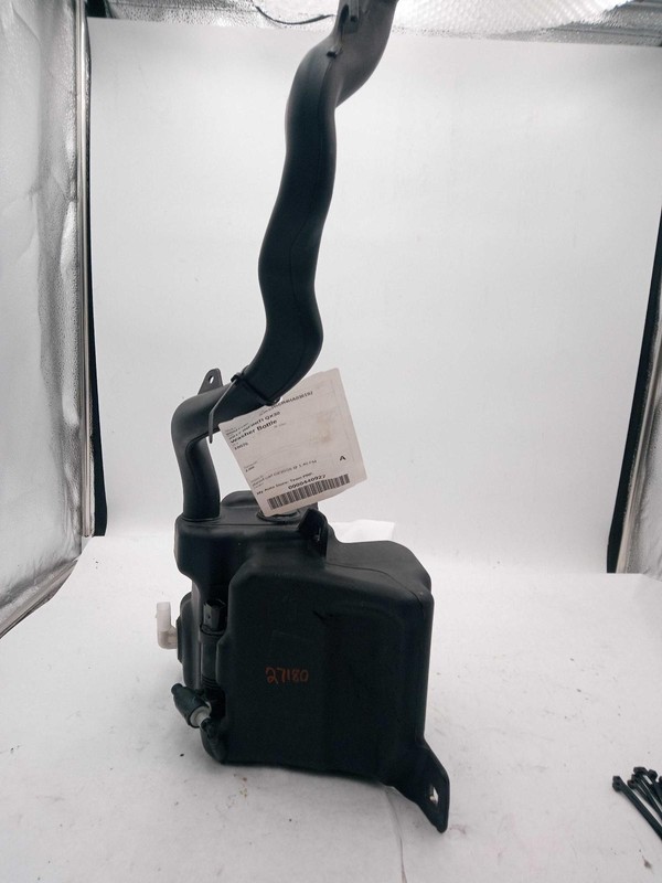 2017 INFINITI QX30 Washer Fluid Reservoir OEM Silver 2.0L 94K Miles NJ25-27180