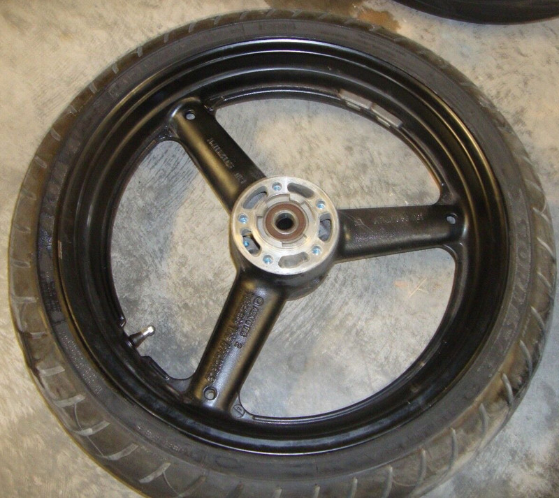 2003 Suzuki GSF1200 GSF 1200 Bandit Front Tire Wheel Rim 120/70-17 03 17" #50