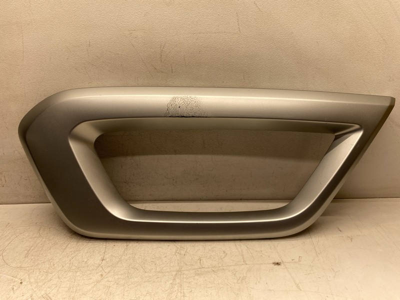 2017-2022 NISSAN TITAN LEFT SIDE CENTER CONSOLE SILVER TRIM BEZEL OEM