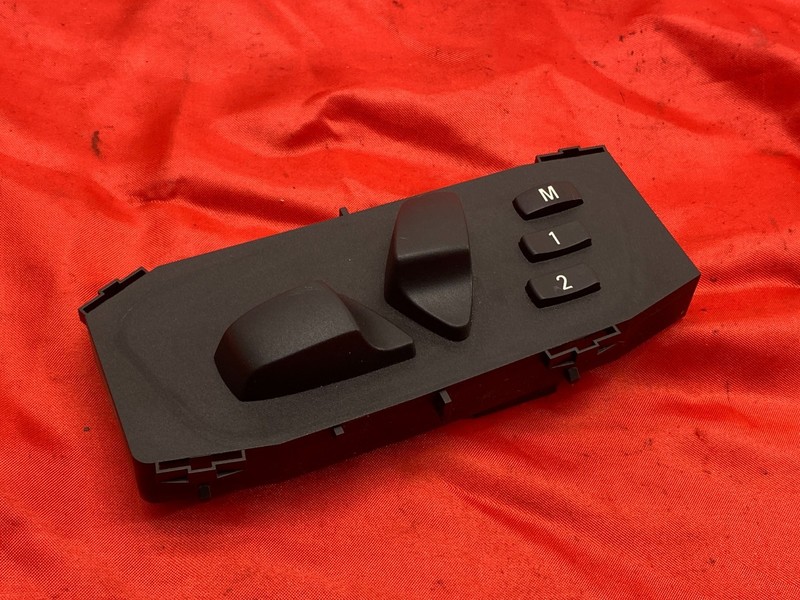 07-13 BMW E93 328 335 M3 Convertible Left Driver Seat Adjust Control Switch OEM✅
