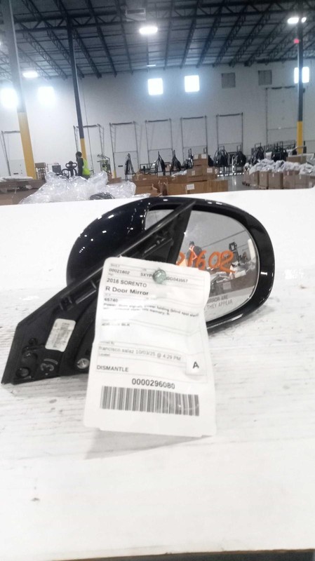 2016 Kia Sorento Right Door Mirror Assembly Black OEM Used 93000 Miles