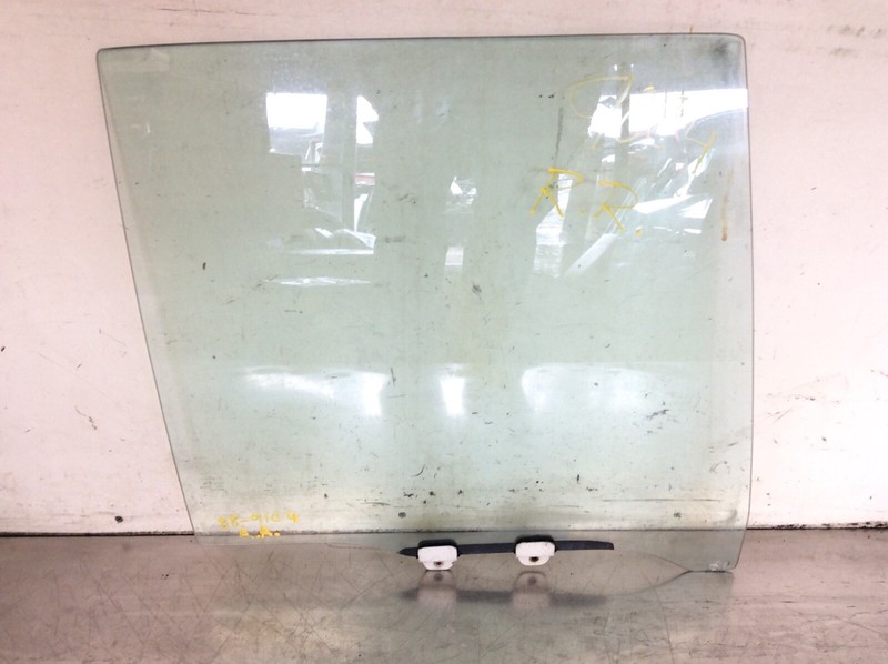 88-91 Civic 4Dr Right Rear Door Glass Window Used OEM