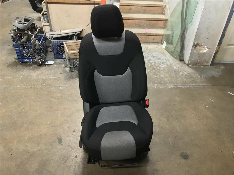 2014 JEEP CHEROKEE PASSENGER FRONT SEAT BLACK OEM 202-03907AR