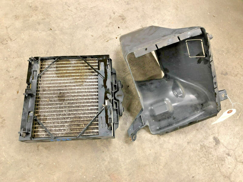 ⭐09-15 BMW 7-SERIES FRONT 4.4L RIGHT SIDE AUXILIARY COOLANT RADIATOR OEM LOT2336