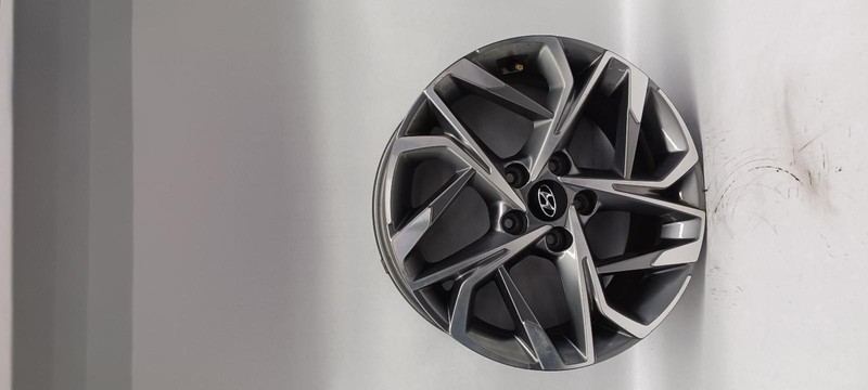 20-'23 HYUNDAI SONATA Wheel 17x7 alloy OEM Grade B