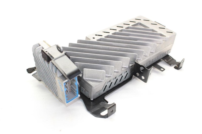 16-17 BMW M3 3.0L Pair of Harmon Kardon and Active Sound Amplifiers