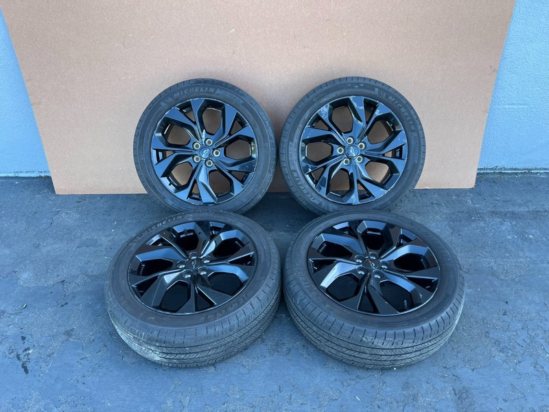 FORD MUSTANG MACH-E 2021-2026 OEM 19" INCH TIRE WHEEL W /RIM 225/55R19 SET