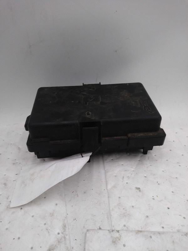 2018 Chrysler Pacifica Fuse Box OEM 68239267AC 67000 Miles White