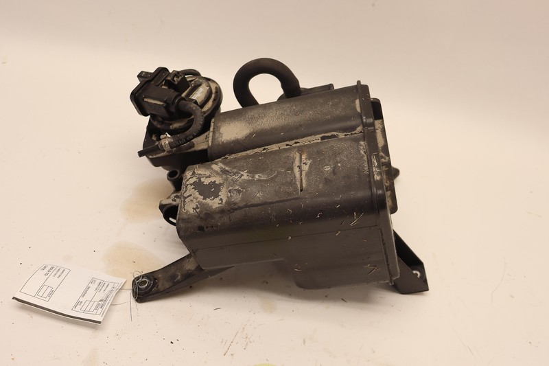 2007-2015 AUDI Q7 FUEL EMISSION EVAPORATOR CHARCOAL CANISTER OEM