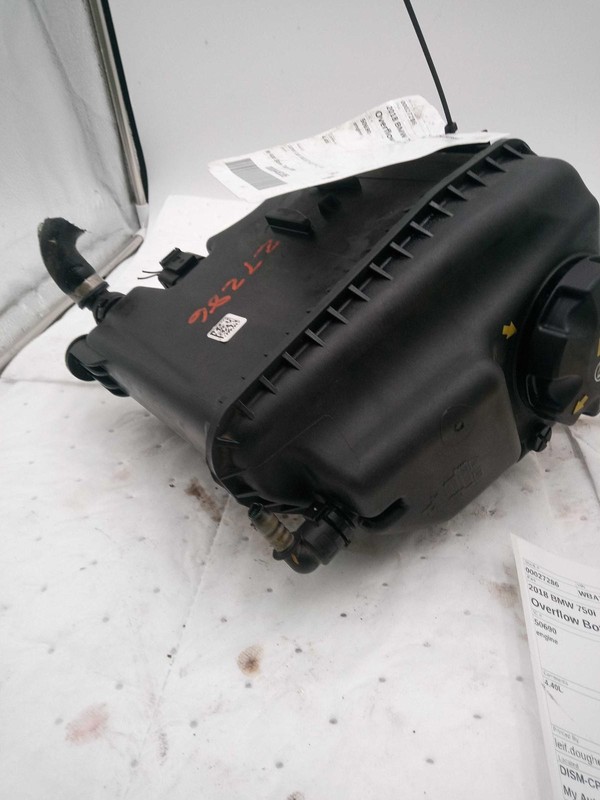 Used Engine Coolant Reservoir fits: 2018 Bmw 750I 4.4L engine Grade A