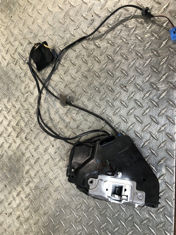 2006-2011 Mercedes Benz W219 Rear Passenger Door Actuator Oem Tested