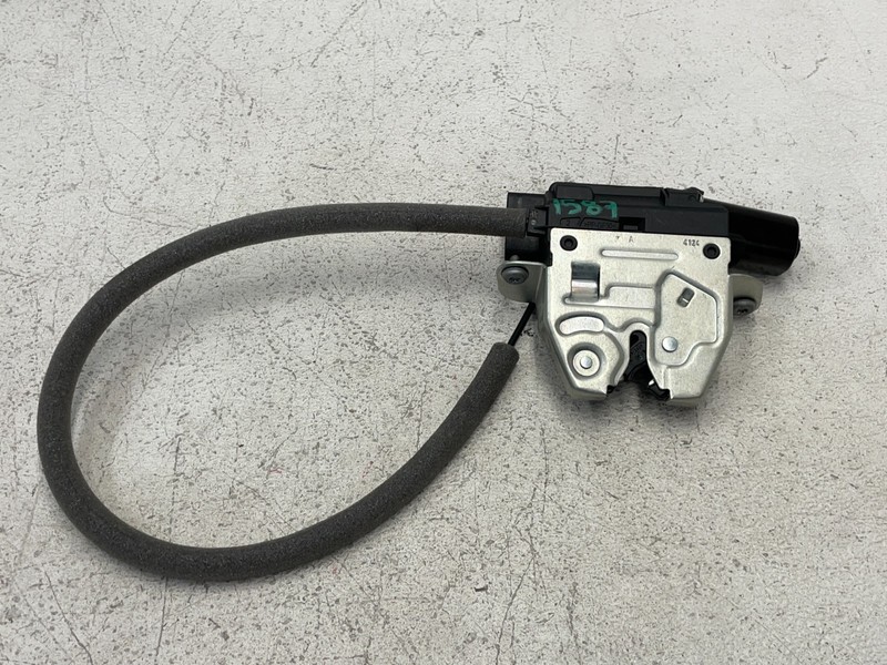 2013-2016 Mercedes SL550 SL400 R231 Rear Trunk Lid Lock Latch Actuator 1587 OEM