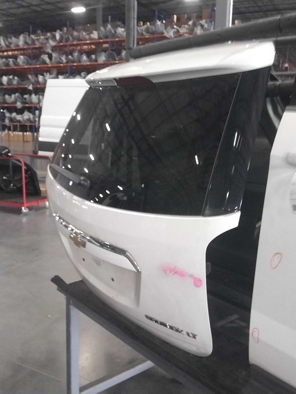 Used Deck Lid fits: 2016 Chevrolet Equinox w/privacy tint glass opt AKO w/o rear