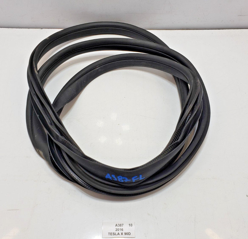 ✅ 2016-2023 OEM Tesla Model X Front Left Driver Door Weatherstrip Rubber Seal