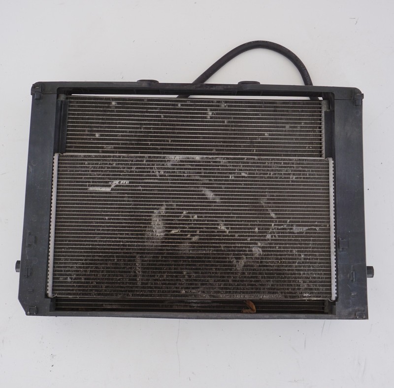2012 - 2016 BMW 650i ENGINE COOLING RADIATOR A/C CONDENSER OEM