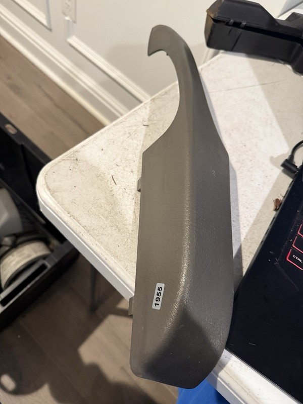 2005 Chevrolet ExpressLH Door Panel Grey Outer HANDLE 15118099