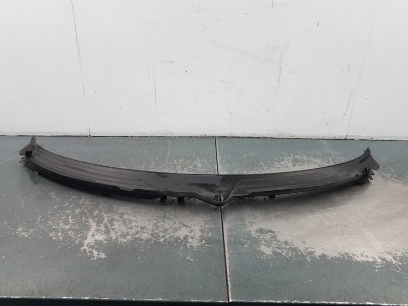 2022 Porsche Cayman GTS Windshield Wiper Cowl #8065 i6