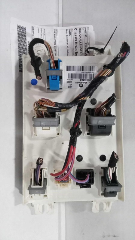 Used Body Control Module fits: 2021 Dodge Challenger Body Control BCM behind rig