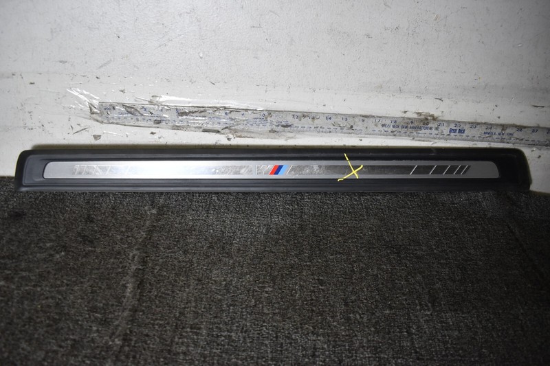 2021-2024 BMW Sill Molding 51-47-7-482-797