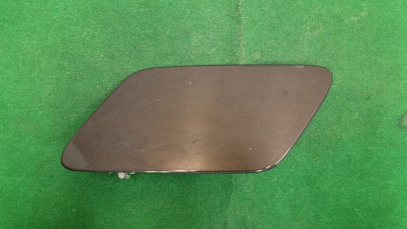 2017 2018 Audi A3 Front Bumper Left LH Headlamp Washer Cover 8V3955275B OEM