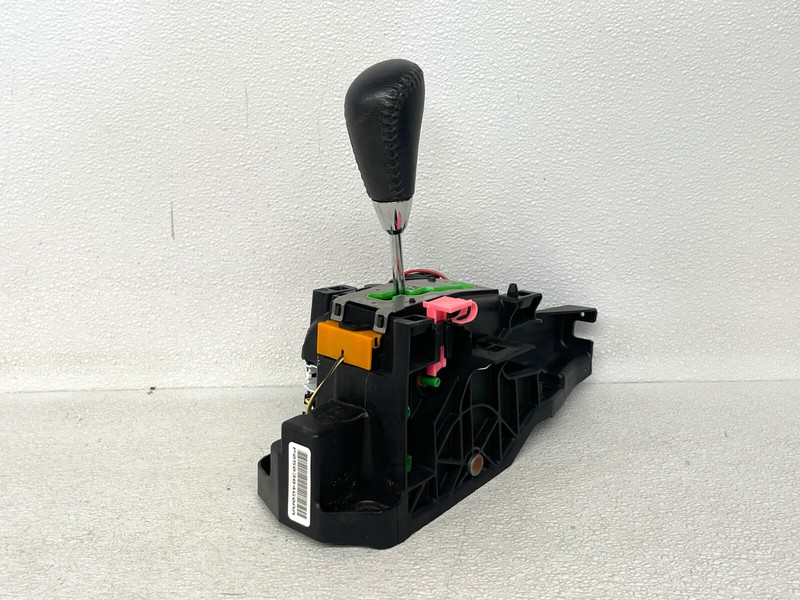 ⭐2008-2014 DODGE CHALLENGER SRT8 FLOOR GEAR SHIFTER SELECTOR LEVER OEM LOT2590