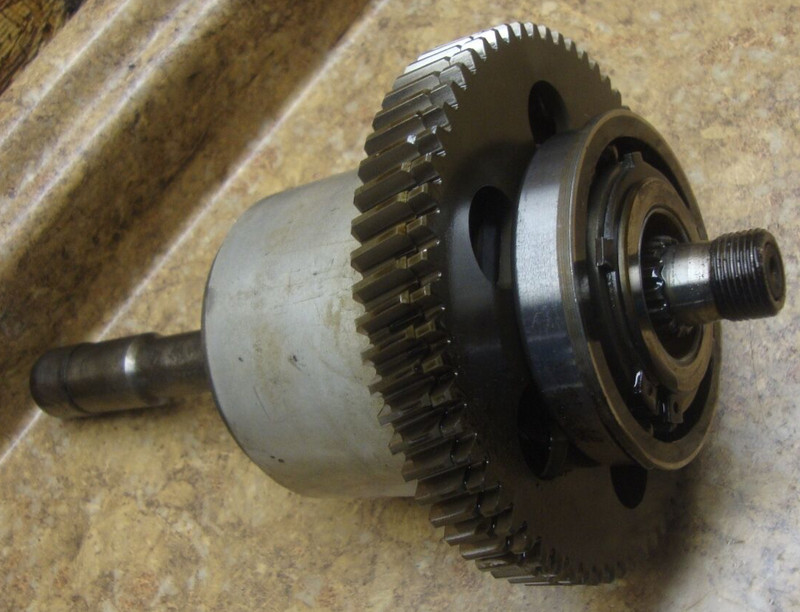2002 BMW K1200 LT K1200LT K 1200 Engine Motor Output Shaft Drive Gear Idler 02