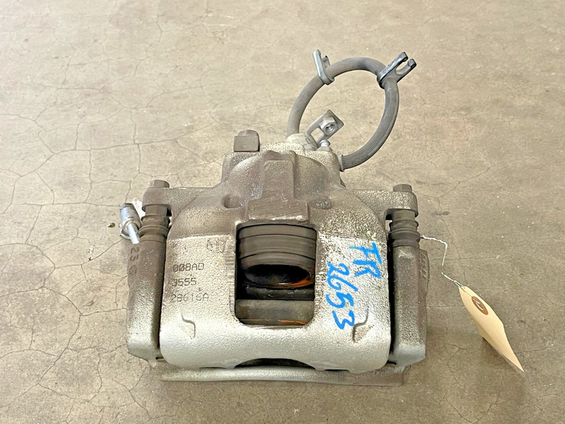 ⭐2007-2018 JEEP WRANGLER FRONT RIGHT PARKING BRAKE CALIPER BRACKET OEM LOT2653