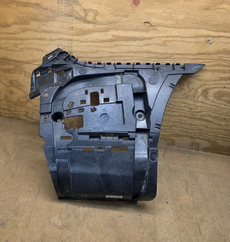 2020 21 2022 BMW 740i 750 760 G11 Rear Bumper RH Mount Bracket 51127478350 OEM