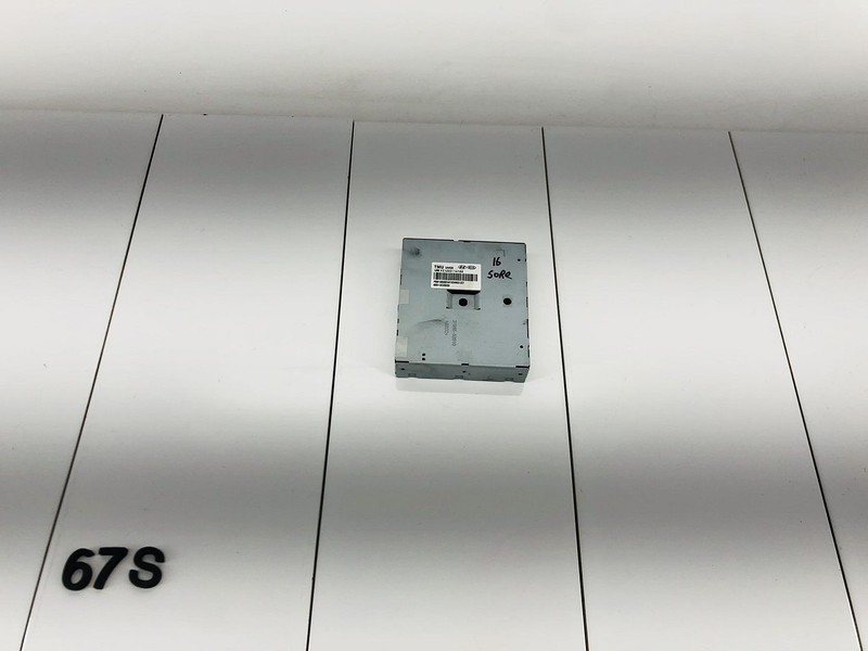 16-18 KIA SORENTO TELEMATICS COMMUNICATION CONTROL COMPUTER MODULE OEM