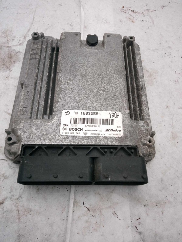2009 Chevrolet Traverse Engine Control Module ECM OEM 12605672 100K Miles