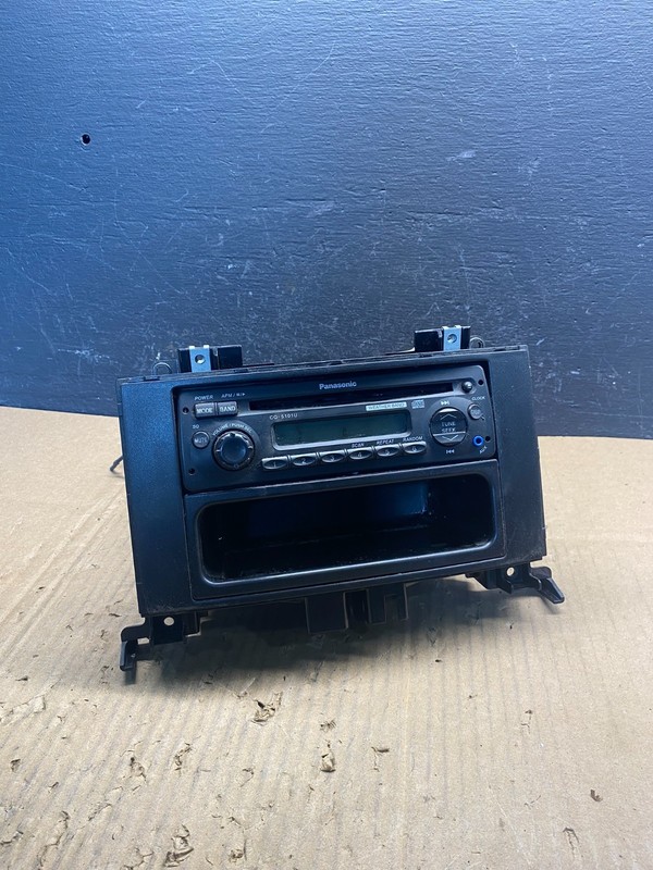 2009 Freightliner Sprinter CD PLAYER Equipment Radio PANASONIC CQ5101U ad1770 DG