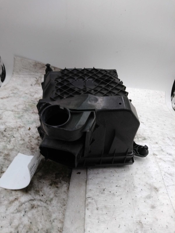 2017 Volvo S90 Used OEM Air Cleaner Assembly 2.0L Black 314748625