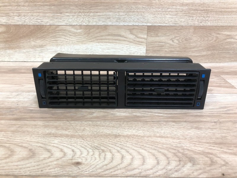 ALFA ROMEO MILANO OEM FRONT CENTER DASH AC VENT GRILLE DUCT 87-89