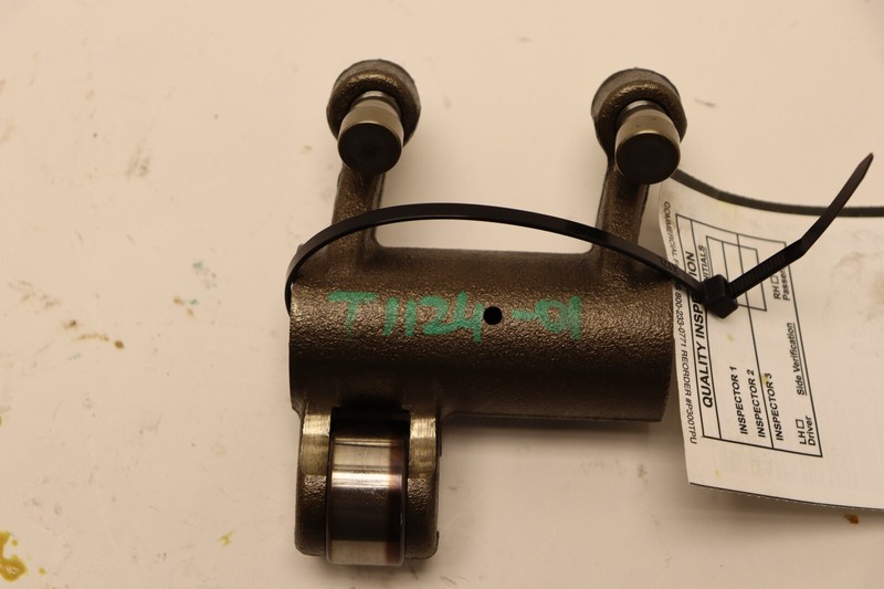 08-17 FREIGHTLINER CASCADIA 125 DETROIT DD15 ENGINE ROCKER ARM A4720101 OEM